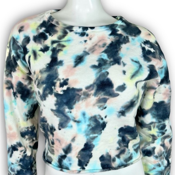 💙 NWT COLSIE Tie Dye Fleece Oversized Cropped Crew Sweatshirt Pastel Athleisure - Picture 4 of 11